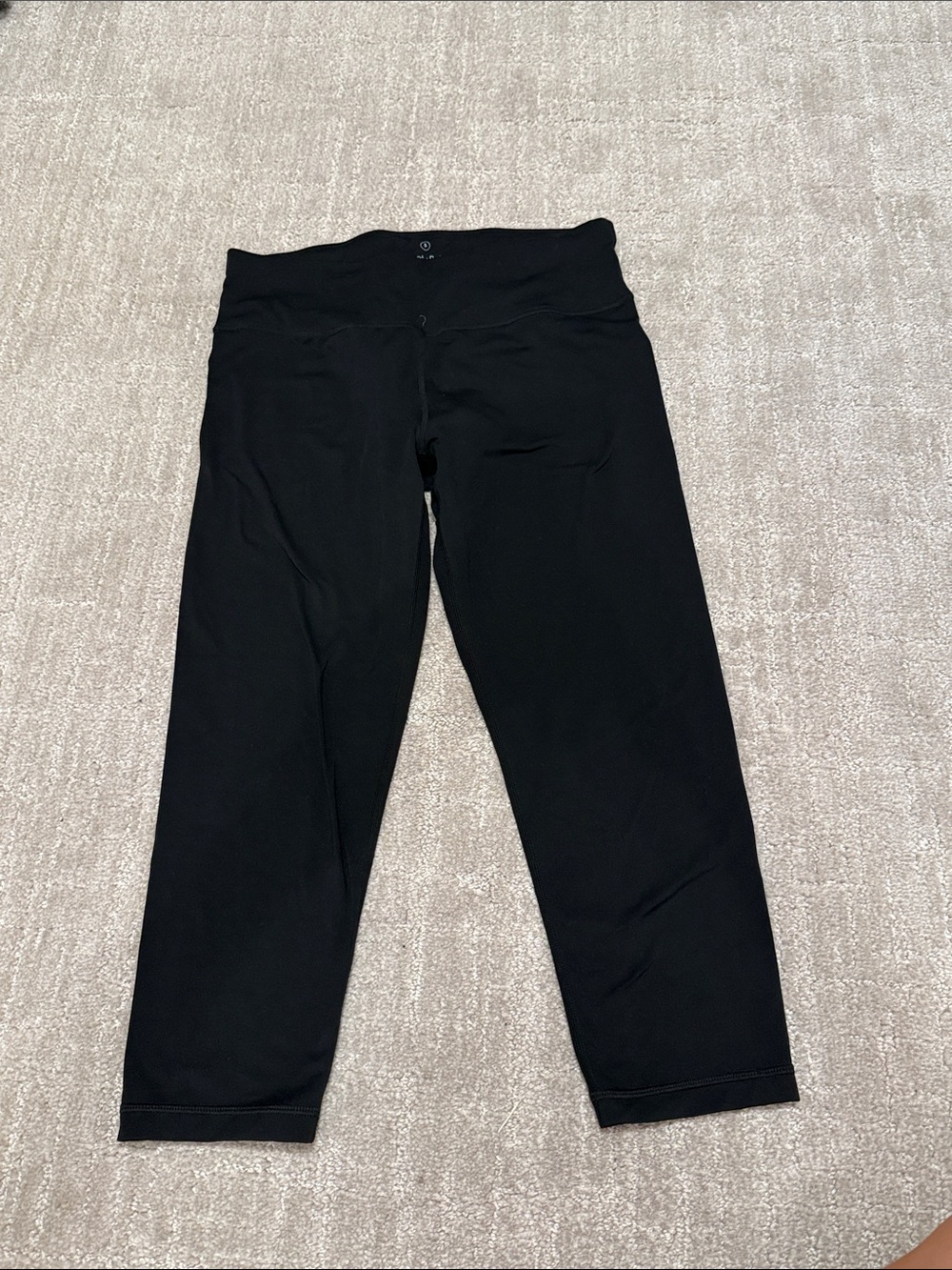 Sweaty Betty Black Capri Leggings